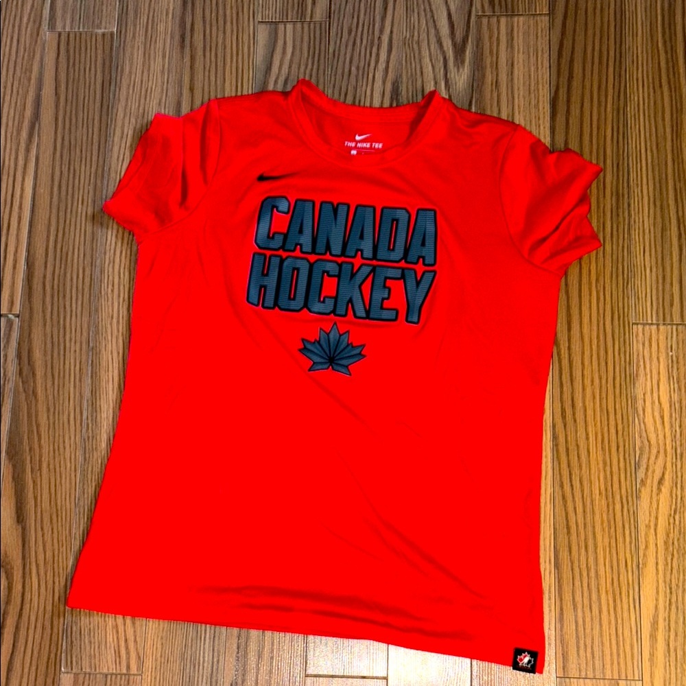 Nike Canada Hockey Womens Dri Fit Red Shirt Large